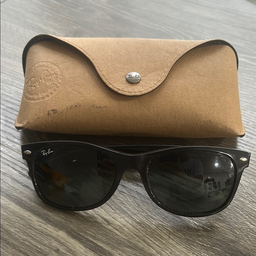 Ray-Ban Black and Tan Leather Bag